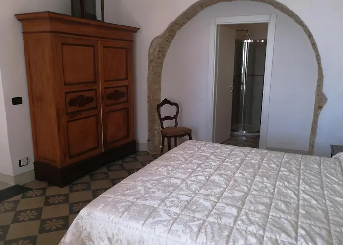 לינה וארוחת בוקר Il Berso Di Porta Catena 4*