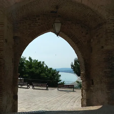Il Berso Di Porta Catena 4* ヴァスト