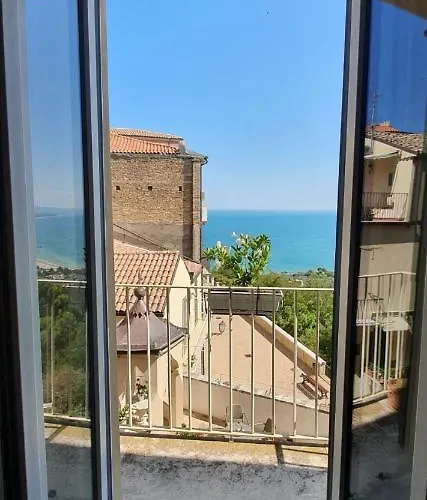 Il Berso Di Porta Catena فندق مبيت وإفطار فاستو