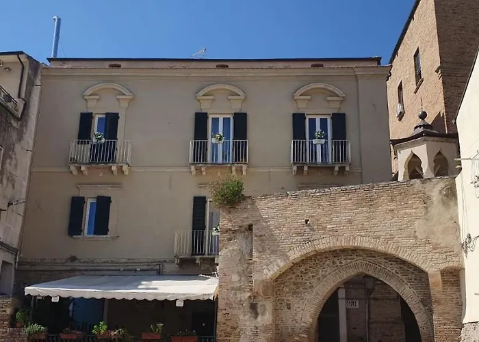 Il Berso Di Porta Catena ベッド・アンド・ブレックファスト 4*