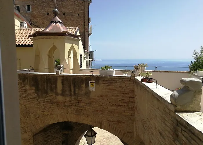 Il Berso Di Porta Catena ベッド・アンド・ブレックファスト 4*