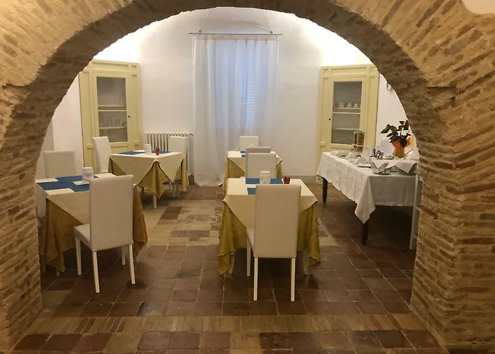 ベッド・アンド・ブレックファスト Il Berso Di Porta Catena ヴァスト